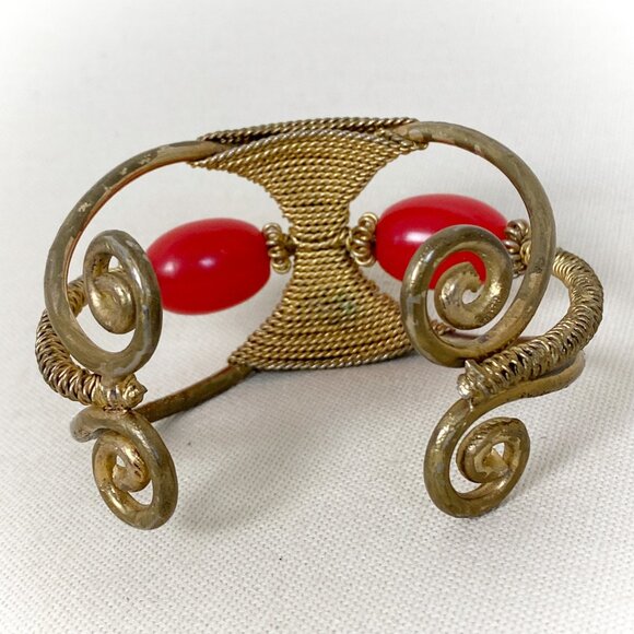 Vintage Primitive 1920s to 1960s Brass Bangle Bracelet with Wire & Bead Details - Picture 4 of 8
